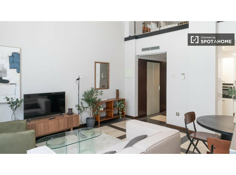 Appartamento con 1 camera da letto in affitto a Palos de la… - Appartamenti