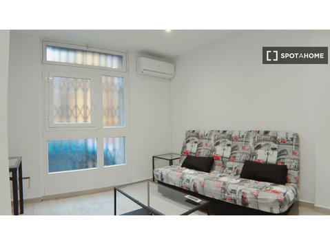 1-bedroom apartment for rent in Tetuán, Madrid - Apartemen