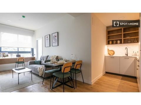 1-Zimmer-Wohnung zur Miete in Tres Cantos, Madrid - Wohnungen