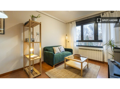 Appartement 1 chambre à louer à Valdezarza, Madrid - Appartements
