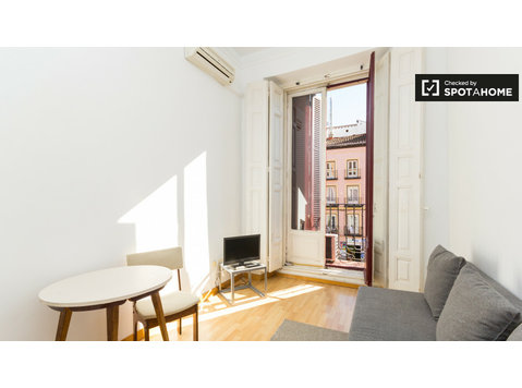 1-Zimmer-Wohnung mit AC zu vermieten in La Latina, Madrid - Wohnungen