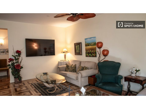 Appartamento con 2 camere da letto in affitto ad Almagro,… - Appartamenti