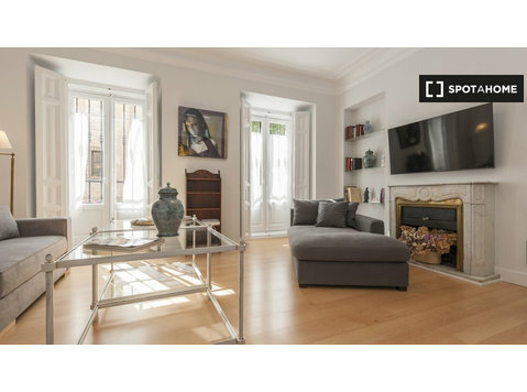 2-bedroom apartment for rent in Centro, Madrid - อพาร์ตเม้นท์