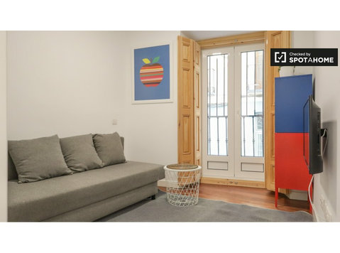 2-bedroom apartment for rent in Centro, Madrid - Apartmani