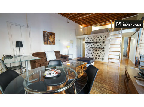 Appartamento con 2 camere da letto in affitto a Centro,… - Appartamenti