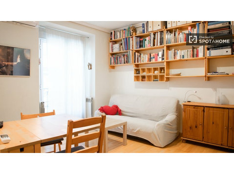 Apartamento de 2 quartos para alugar em Ciutat Vella, Madrid - Apartamentos