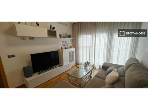 Appartamento con 2 camere da letto in affitto a Justicia,… - Appartamenti