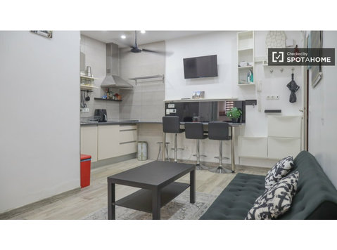 2-pokojowe mieszkanie do wynajęcia w La Latina, Madryt - Mieszkanie