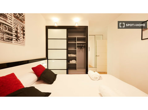 Moratalaz, Madrid'de kiralık 2 yatak odalı daire - Apartman Daireleri