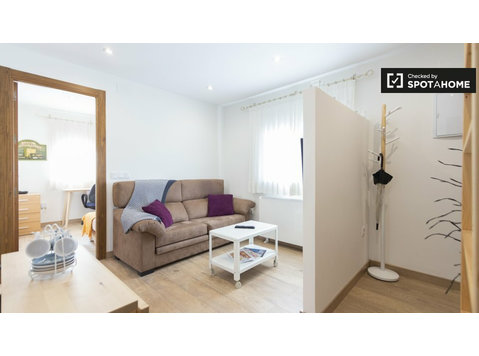 Appartamento con 2 camere da letto in affitto a Puente de… - Appartamenti