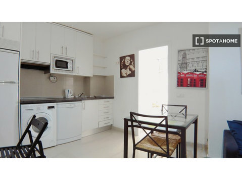Apartamento de 2 quartos para alugar em Puerta del Ángel,… - Apartamentos