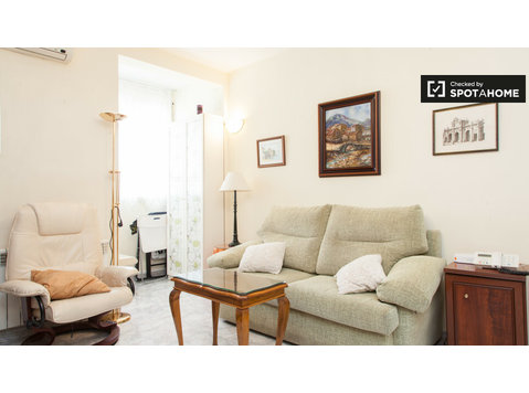 Apartamento de 2 dormitorios en alquiler en Puerta del… - Pisos