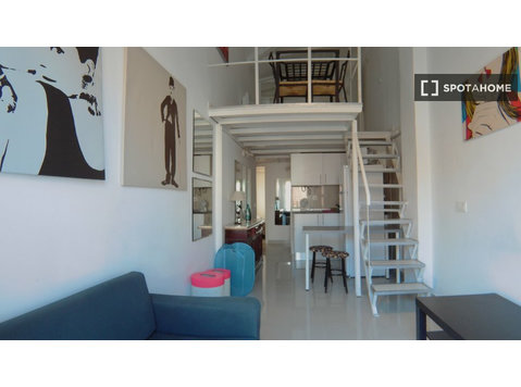 2-pokojowe mieszkanie do wynajęcia w Puerta del Ángel,… - Mieszkanie