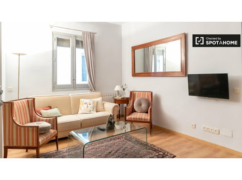 2-pokojowe mieszkanie do wynajęcia w Salamance w Madrycie - Mieszkanie