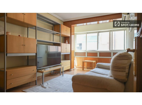 Piso de 2 dormitorios en alquiler en Vallecas, Madrid - Pisos