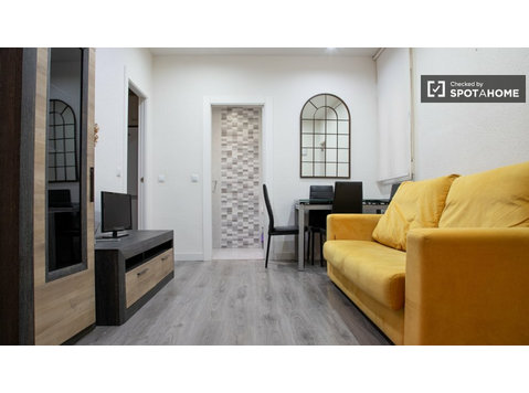 2-bedroom apartment ifor rent in Salamanca, Madrid - Korterid