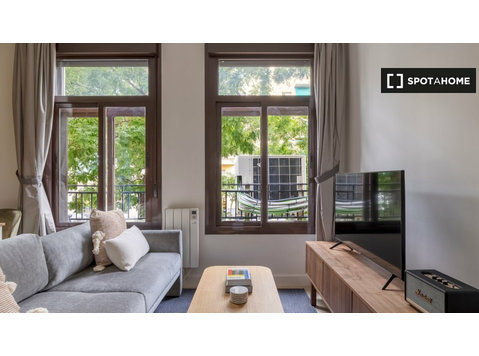 2-pokojowe mieszkanie do wynajęcia na Ibizie w Madrycie - Mieszkanie