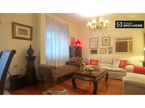 2-bedroom apartment with balcony and AC to rent, Guindalera - Apartamentos