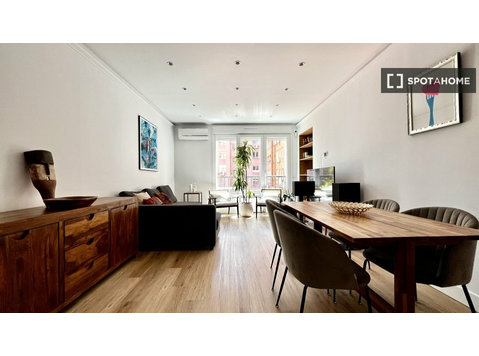 Madrid El Viso'da kiralık 2 yatak odalı daire. - Apartman Daireleri