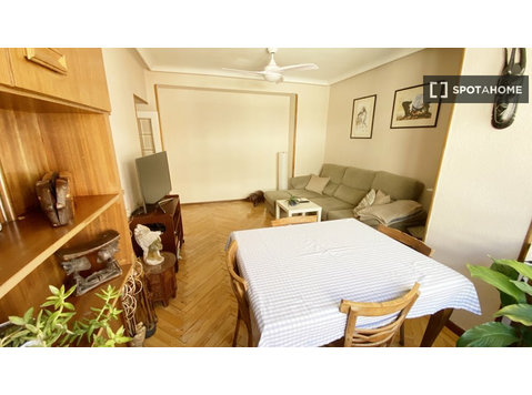 3-Zimmer-Wohnung zur Miete in Arganzuela, Paris - Wohnungen
