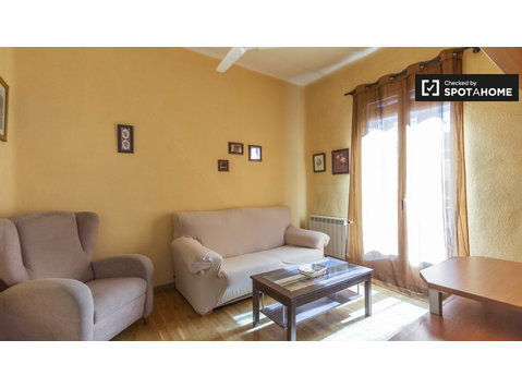 Delicias, Madrid, Kiralık 3 yatak odalı daire - Apartman Daireleri