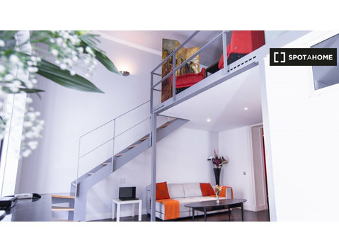 Madrid Embajadores, 3 yatak odalı kiralık daire - Apartman Daireleri
