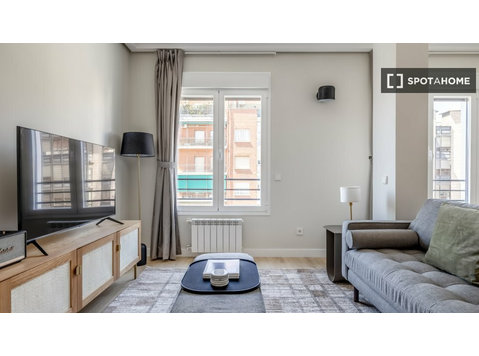 3-bedroom apartment for rent in Ibiza, Madrid - Căn hộ
