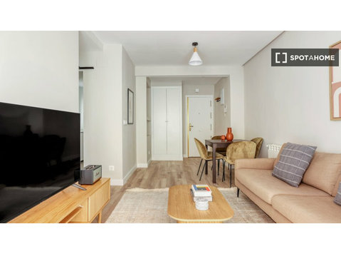 3-bedroom apartment for rent in Retiro, Madrid - อพาร์ตเม้นท์