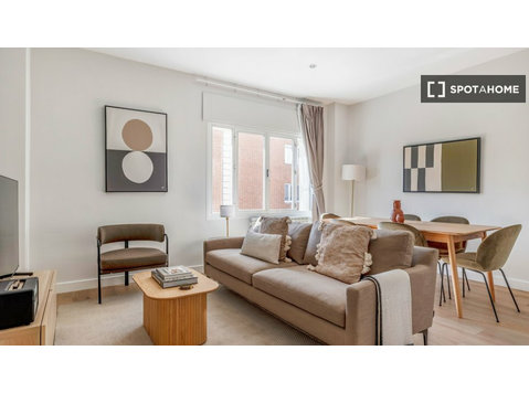 3-bedroom apartment for rent in Salamanca, Madrid - Lakások