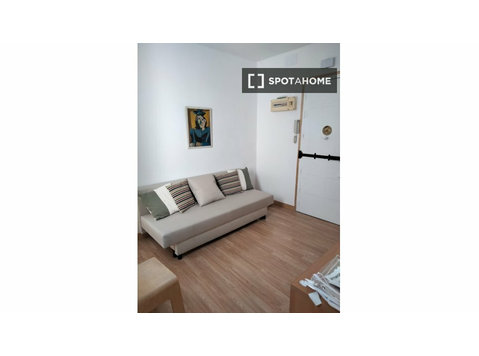 3-bedroom apartment for rent in Trafalgar, Madrid - อพาร์ตเม้นท์