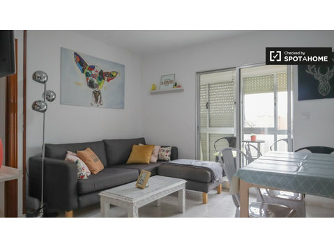3-bedroom apartment for rent in Villaverde, Madrid - 公寓