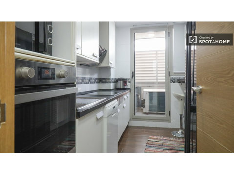 4-bedroom apartment for rent in Legazpi, Madrid - Apartments