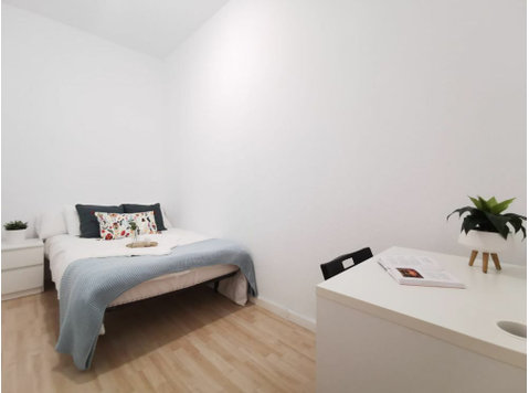 Acogedora habitación en el centro de Madrid - Apartments