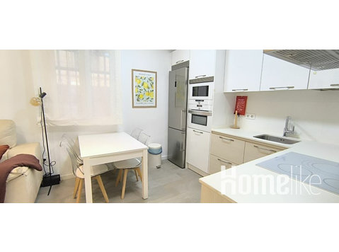 BEAUTIFUL TWO BEDROOM HOUSE, COMFORTABLE AND SPACIOUS! - Apartamentos