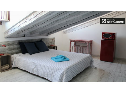 Encantador apartamento estudio en alquiler en Madrid Centro - Pisos