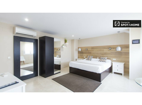 Chic studio apartment for rent in Centro, Madrid - Apartments
