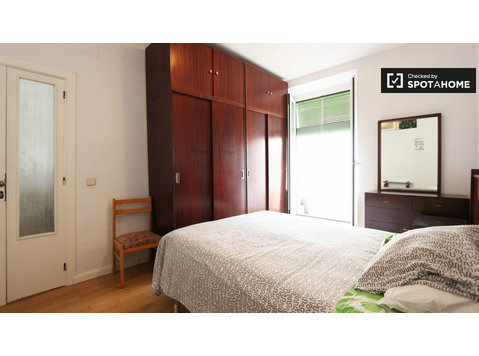 Gemütliche 3-Zimmer-Wohnung zur Miete in Lavapiés, Madrid - Wohnungen