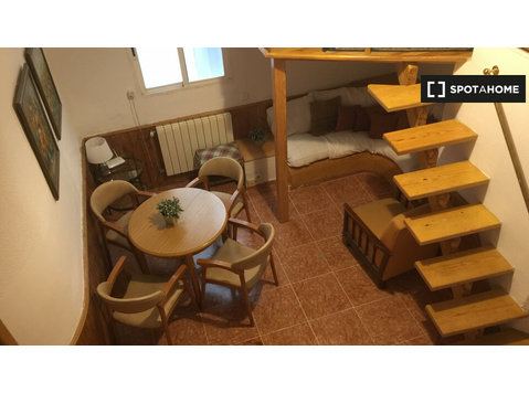 Prosperidad, Madrid'de rahat 3 odalı kiralık daire - Apartman Daireleri