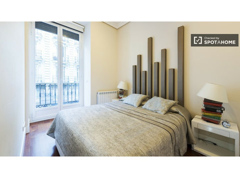 Puerta del Sol, Madrid rahat 2 yatak odalı daire - Apartman Daireleri