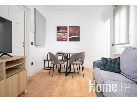 Cozy apartment in Madrid - Korterid