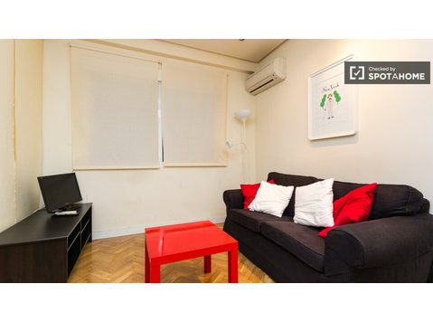 Ładny i przytulny apartament typu studio z klimatyzacją w… - Mieszkanie