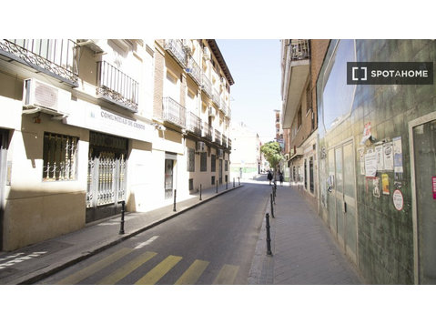 Tetuán, Madrid'de kiralık dubleks daire - Apartman Daireleri