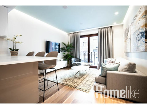EXCLUSIVE AND CHIC APARTMENT IN THE NEIGHBORHOOD OF… - Станови