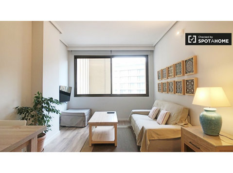 Elegant 1-bedroom apartment for rent in Nueva España, Madrid - Apartments