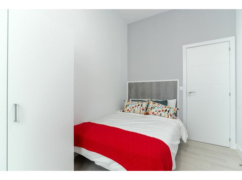 Habitación ideal en Fuencarral - Appartementen