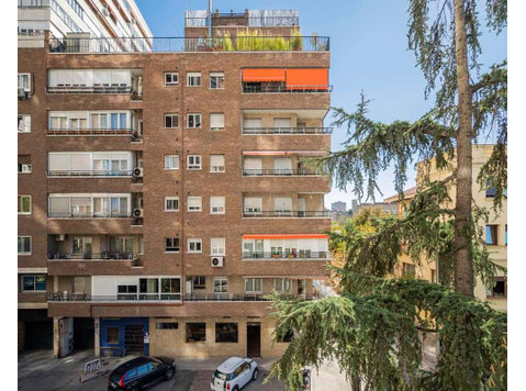 Habitación individual en la Calle Conde de la Cimera - Apartamentos