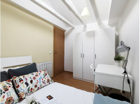 Habitación práctica en Santa Catalina, Madrid - アパート
