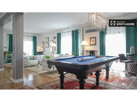 Luxus 3-Zimmer-Wohnung, Paseo de la Castellana, Madrid - Wohnungen