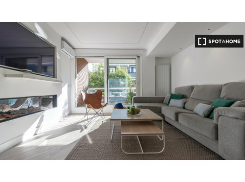 Modern 3-bedroom apartment for rent in Lista, Madrid - Apartmani