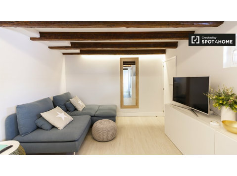 Modernes Studio-Apartment zur Miete in Atocha, Madrid - Wohnungen